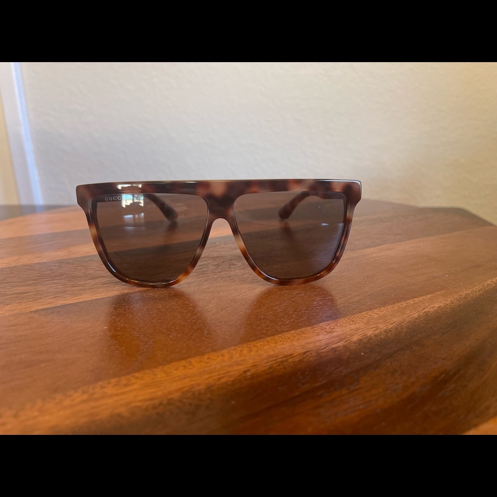 Oversized Gucci (New) Sunglasses.